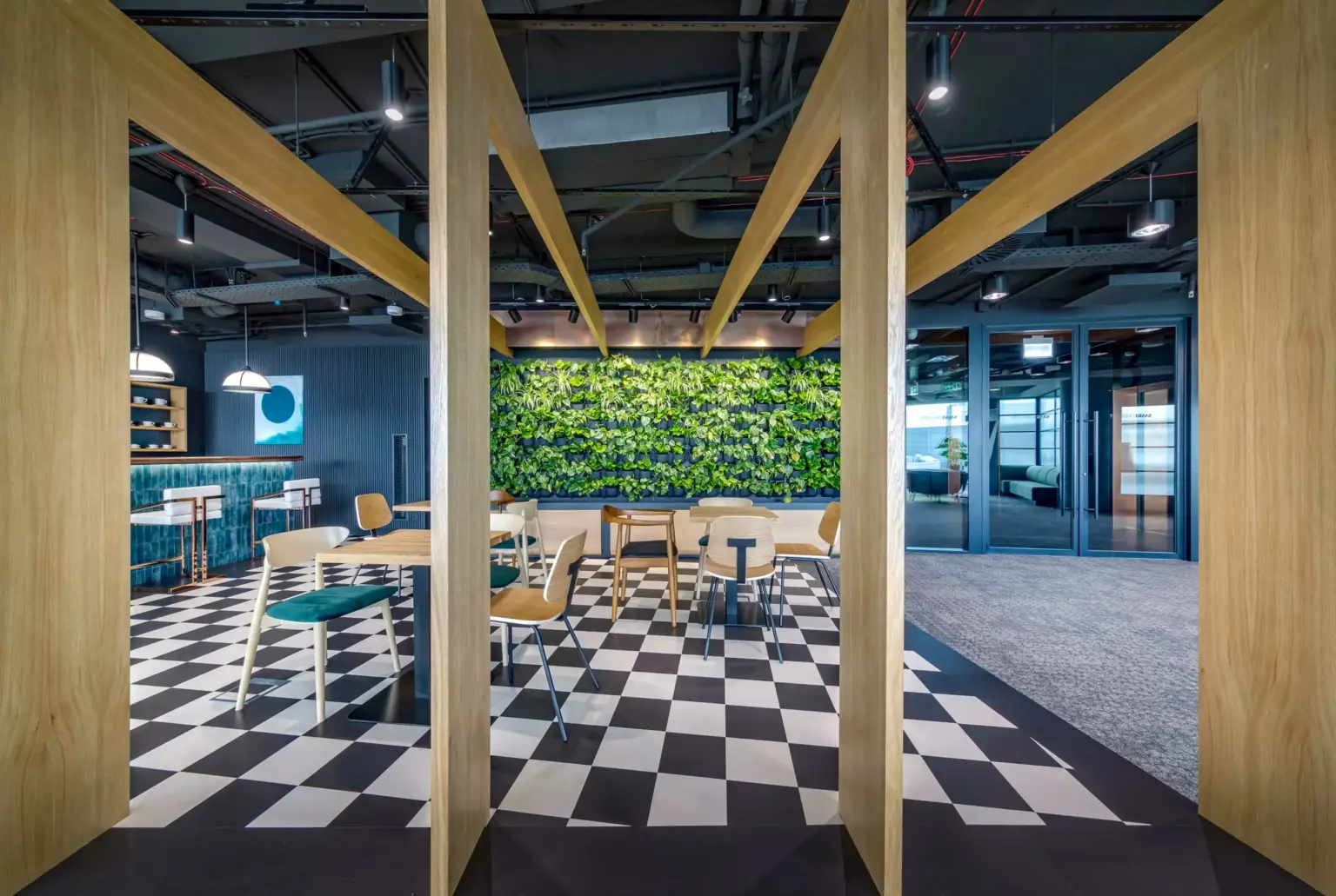 85f3de5d-ebb5-4509-8c41-09feed796e59